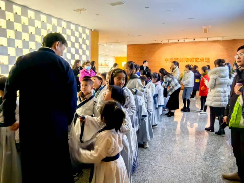 文化赋能：施秉县魔创文旅挖掘城市文化资源的实践探索